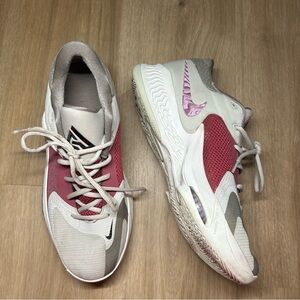 Nike men’s zoom freak 4 size 11.5